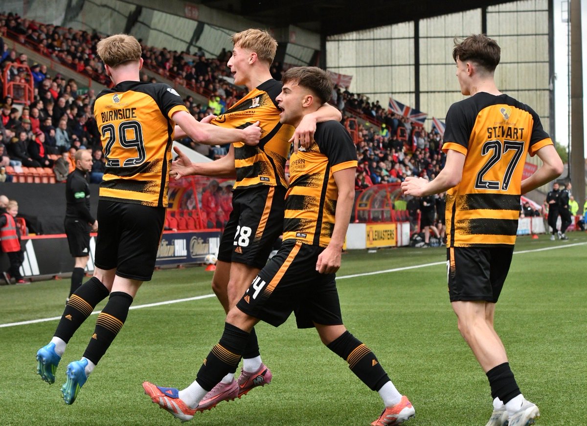 calum adamson tweet media