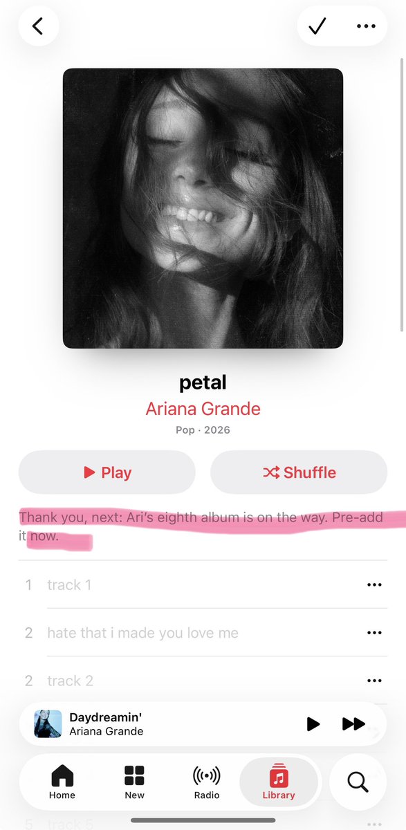 lovvelanguagee's tweet photo. Apple Music is confused https://t.co/wiRXx8dTs6