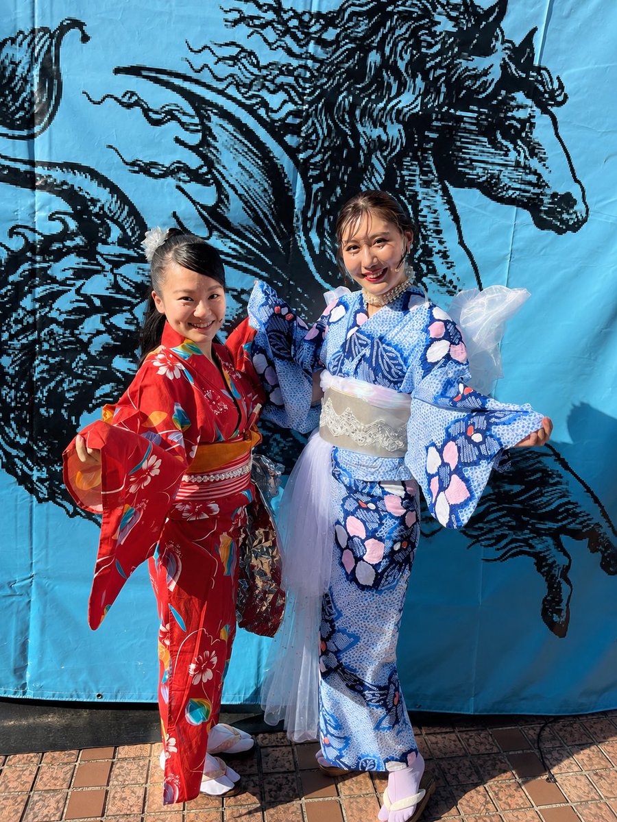 LifeKanako's tweet photo. #多摩センター野外テントシアターフェスティバル
初日は、ミュージカル俳優のぬち��んをゲストに迎えての盆踊りでした！

今回東京ではソロ出演が初でしたが、とても心強い相棒でした！2人でMCもとっても楽しかった🎪これを機に新たな企画もスタート？

またソロ作品で会場が沸いたことも夢のようで。 https://t.co/EvLEZ64uqt
