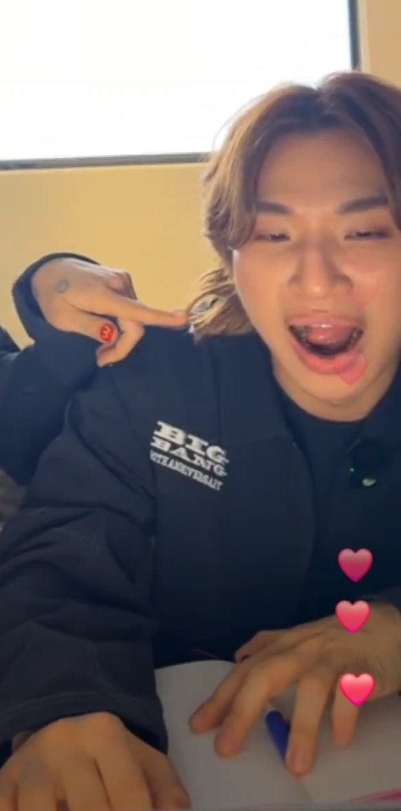 줄 리 앤 tweet media