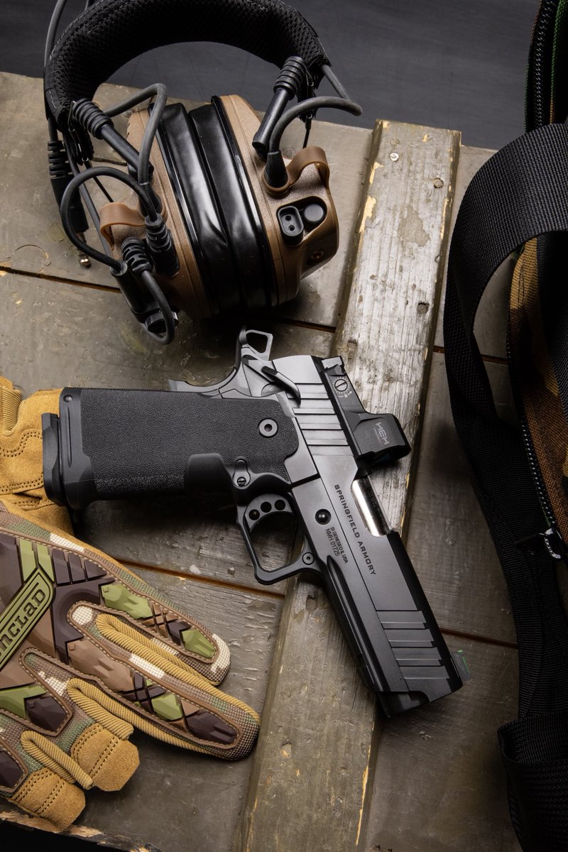 HEX_Optics's tweet photo. Precision. Durability. Versatility. The HEX Dragonfly Red Dot delivers it all. https://t.co/FUHOGo0IY9
