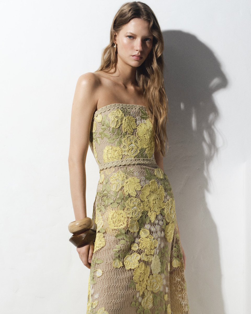 ELIE SAAB tweet media