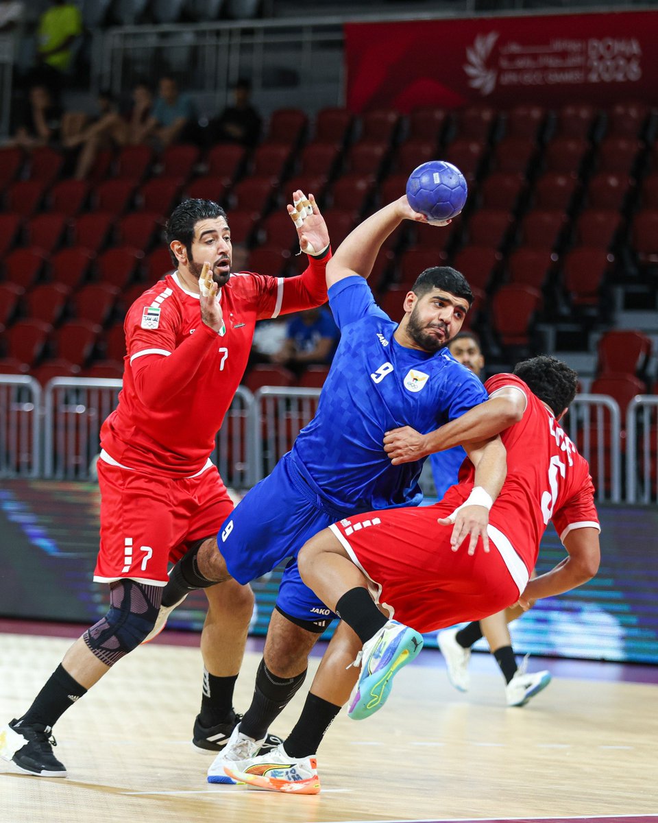 KHAkuwait's tweet photo. صور من المباراة | 
شباب الازرق  في دورة الألعاب الخليجية الرابعة امام منتخب الإمارات
🇰🇼🔚 https://t.co/I3I9UP6M6E