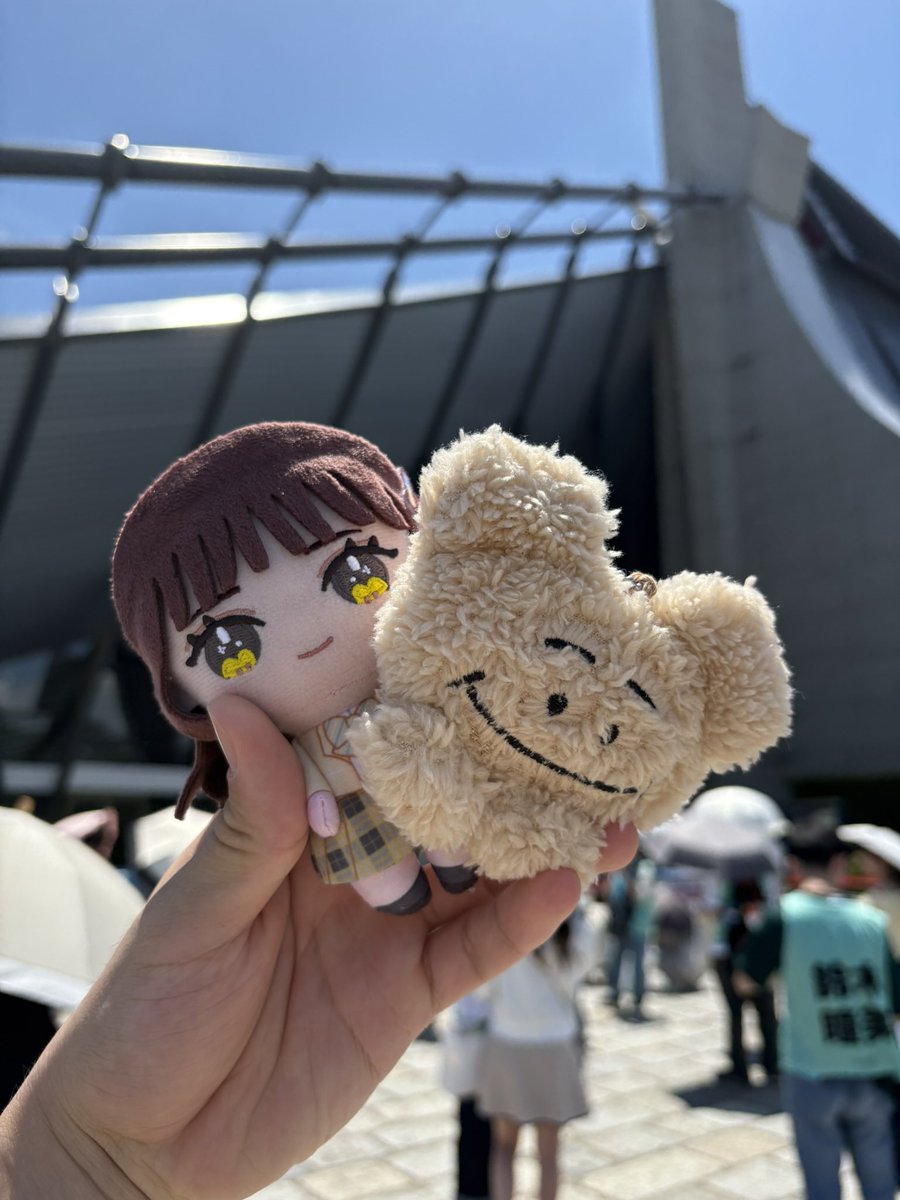 0201_N_k's tweet photo. 💃ライブでの思い出

どこにいても黄色ペンライト見つけて手を振ってくれる瞬間が大好き✨✨

あとは"カフェ樂園"代々木の夜の部かなぁ。初めてフロアキラーを聴けて嬉しかった！！

きらりんがバチバチに踊るフロアキラーが大好き！もっとたくさん見たい✨

 #オレらのアイドルきらりん
 #シェアきら https://t.co/Z9ai3fngK5
