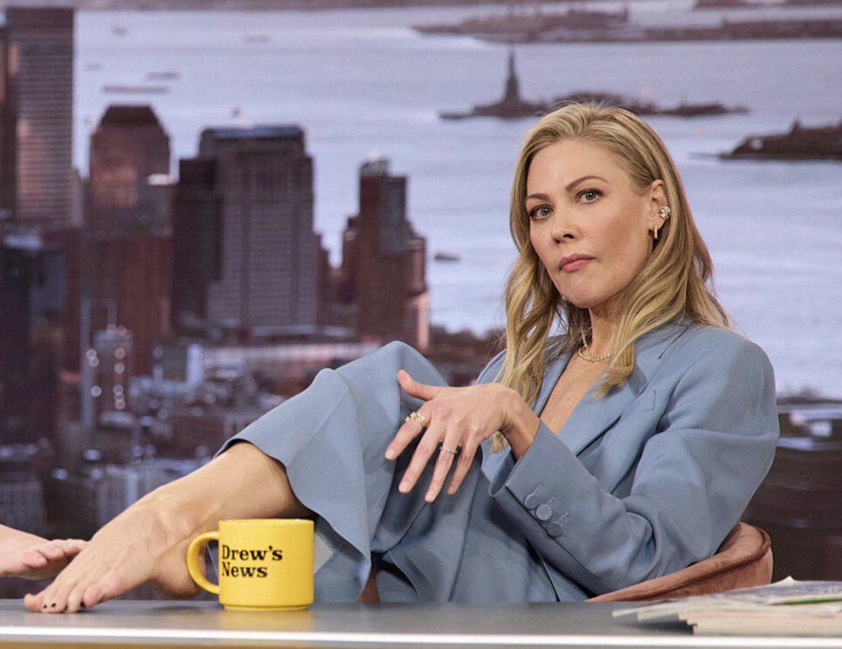 JacquesFush's tweet photo. Terriblement sexy ‼️
Desi Lydic https://t.co/y6UkCaC365