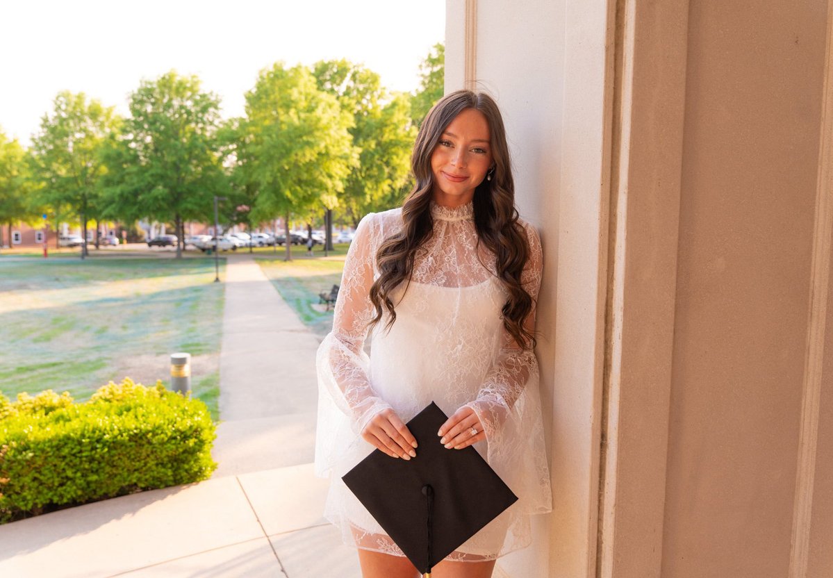 ArkansasTech's tweet photo. Considering she came from a lineage that had already produced seven Arkansas Tech University engineering graduates, it might be natural to assume that Lauren Bradford felt at least some pressure to continue the family tradition.

Turns out nothing could be further from the truth.

Lauren became the eighth member of her family to earn an engineering degree from Arkansas Tech when she completed her Bachelor of Science in Mechanical Engineering degree in spring 2026.

Read more about her story: https://t.co/iTRcU5beik