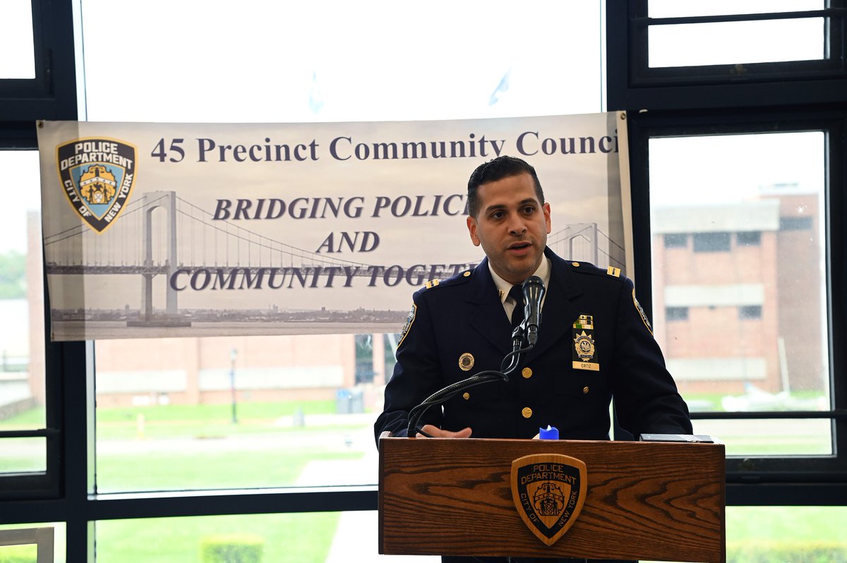 NYPD45Pct's tweet photo. Thank you to everyone who joined us for our Community Council Breakfast. It was a great opportunity to come together with community members, elected officials, and local partners. Congratulations to all of the honorees and thank you for your continued dedication to our community. https://t.co/1whTaDxDwU