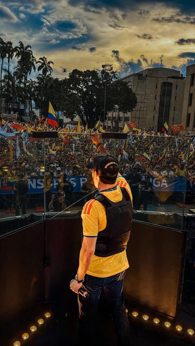 AntonellaCuradelli tweet media