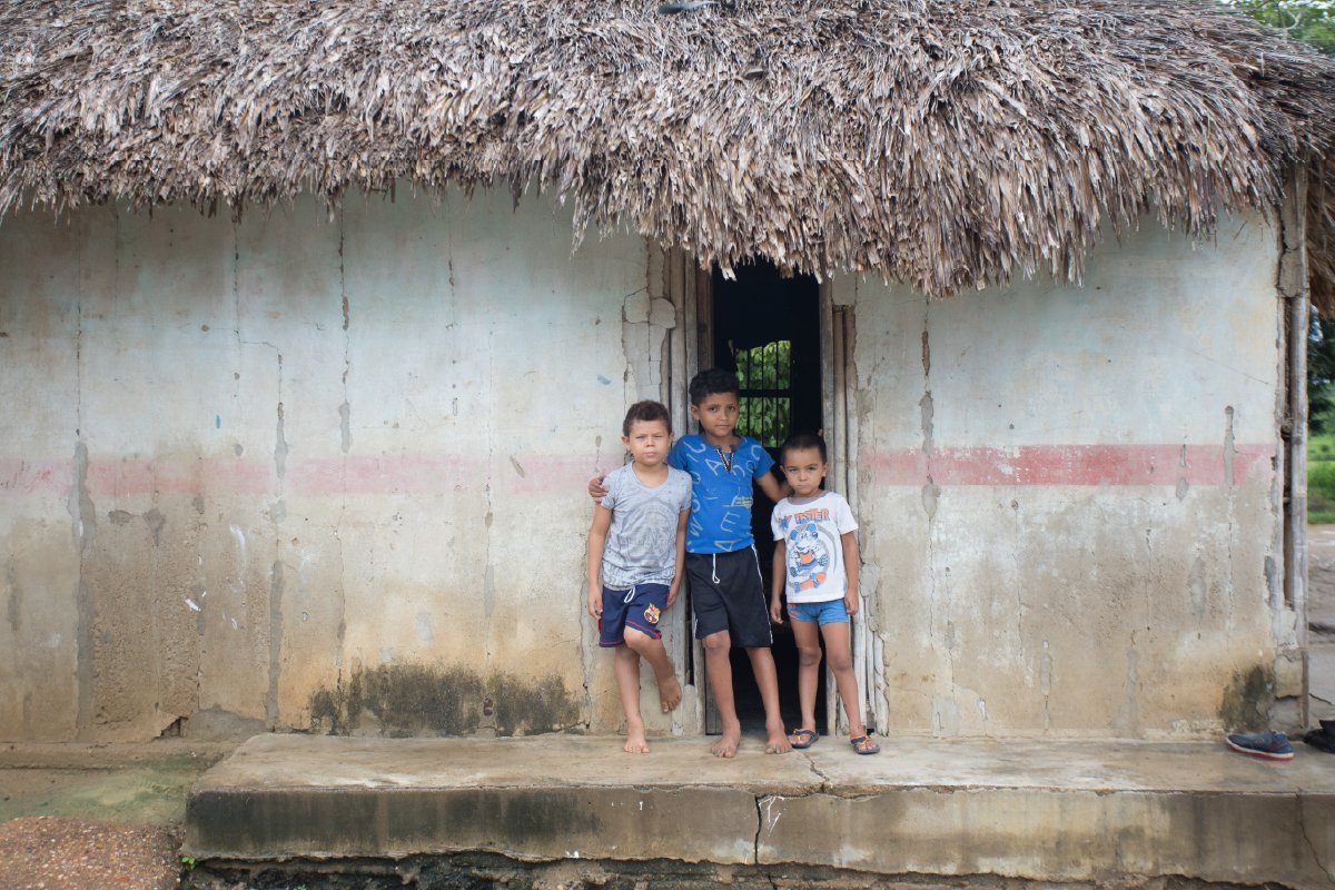 avivircaracol's tweet photo. 🎬 El juego de la vida es un proyecto audiovisual que muestra la realidad de Colombia.

Durante 15 años, el documental acompañó a distintas familias, algunas lograron cambiar su vida, mientras que para otras la realidad siguió igual.🇨🇴 https://t.co/QpTm2OMLvw