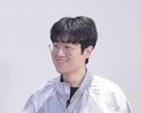 천둥¹⁰ tweet media