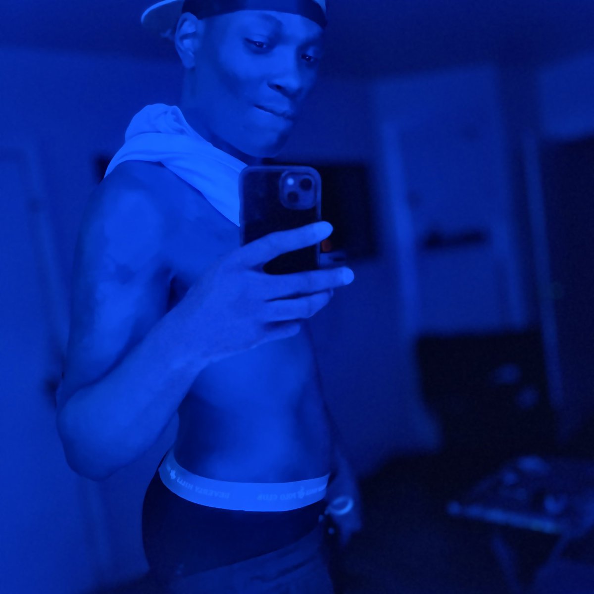 Princeatticus29's tweet photo. Bday in 4 days!😉
#chapter33 #bdayloading #geminiseason https://t.co/3z8K7rZj5Z