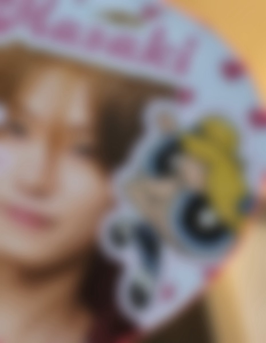 dr8srm's tweet photo. LIVEの準備を着々と🙄🙄
ケースは完成したんだけど、うちわが
マジで進まねぇ(´･_･`) https://t.co/VgK3B7TEwN