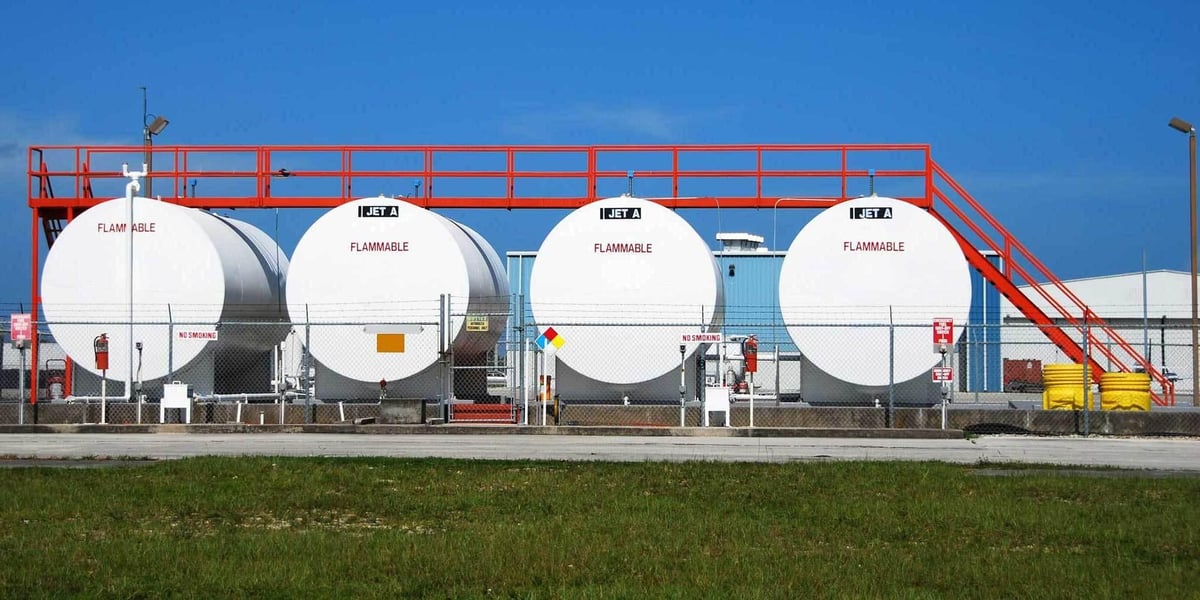 AINonline's tweet photo. Jet fuel supply in the U.S. is at “critical levels,” World Fuel sales director Wesley Earl told attendees at the Florida Aviation Business Association annual conference in Tampa.

Read more ⬇️ https://t.co/VA0TcdVz7v