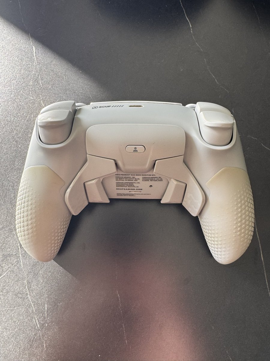 controllerlab_'s tweet photo. Installation et calibrage joysticks Hall Effect TMR pour @Mts_Anto ! https://t.co/xS6WdagoRn