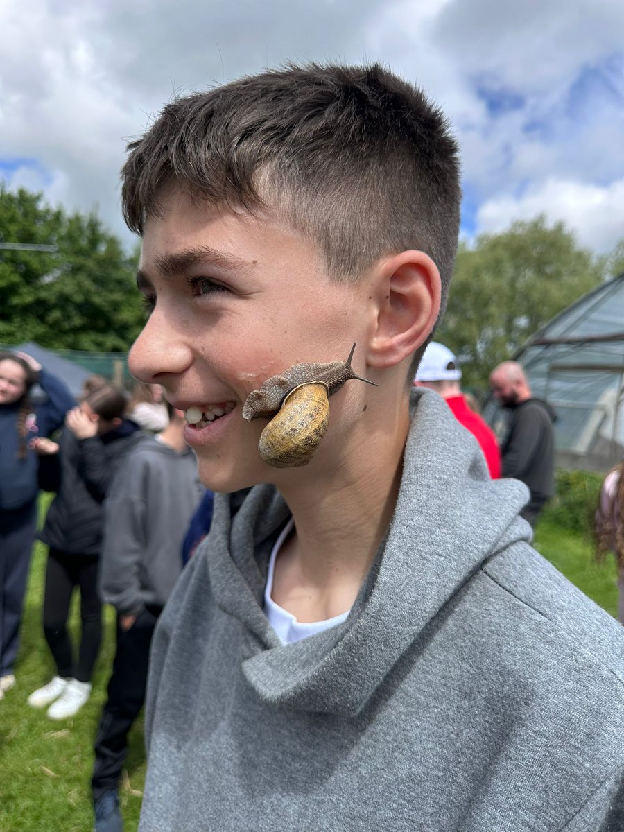 AFMS's tweet photo. Our final visit of the trip was to the snail farm, where we learned all about how snails are grown and the important role they play in French culture and cuisine 🇫🇷🐌 A fascinating experience and a brilliant way to finish our adventure! https://t.co/GP8RV2f1jB