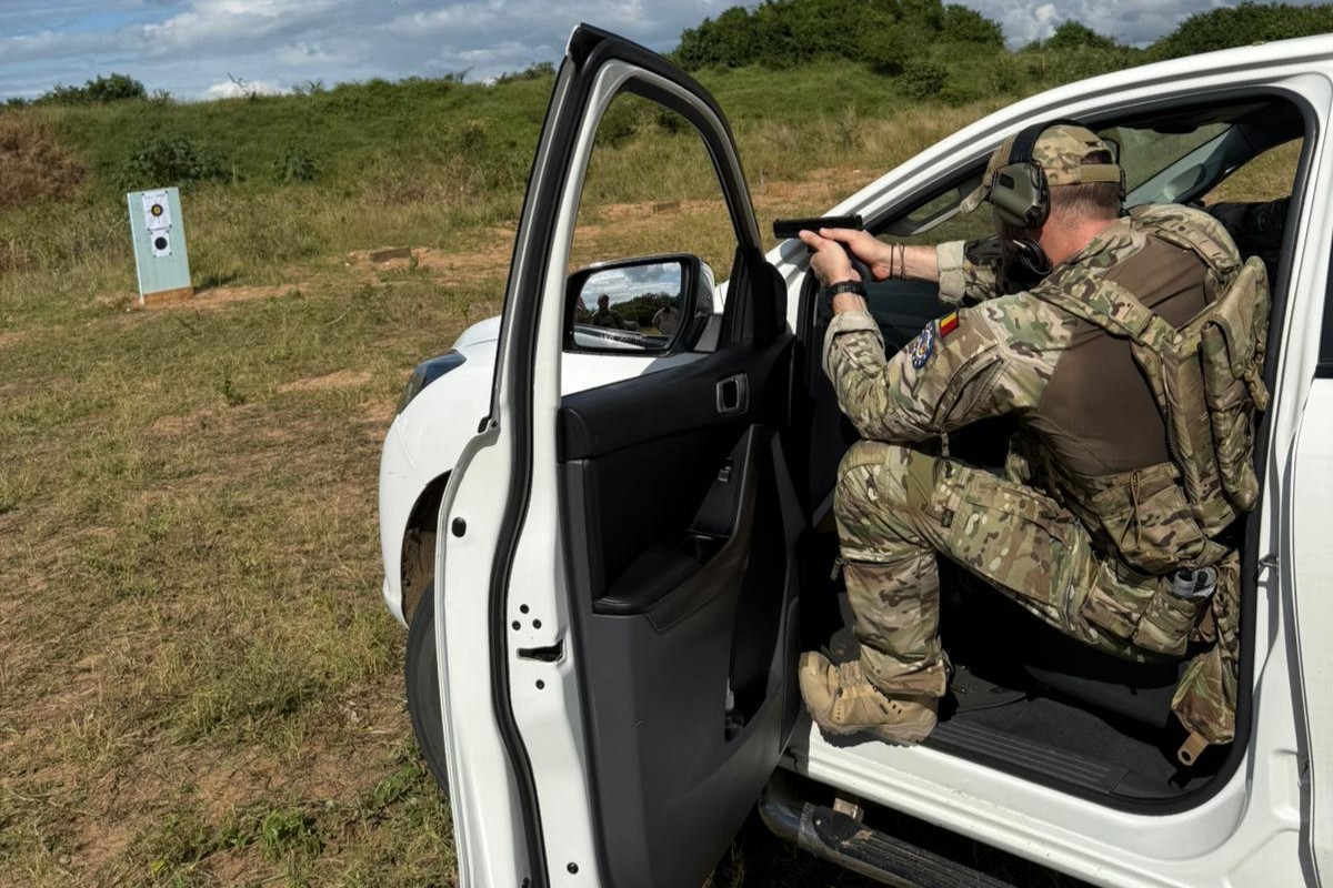 EUMAMMozambique's tweet photo. Readiness starts with security! 🛡️

At #EUMAMMOZ, the #ForceProtection Team works daily to ensure the safety and security of all military personnel and civilians engaged in the Mission.
The harder the training, the more prepared the force is! 💪🏽

#EstamosJuntos #Mozambique https://t.co/g8db1p8jvb