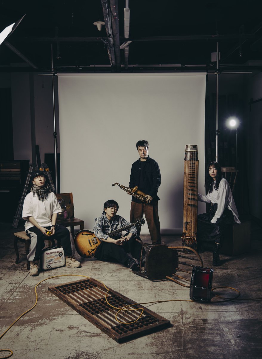 KoreaCenterFR's tweet photo. 🎶 Le jazz coréen vous attend en France !

Après un concert au @festival.jslp, retrouvez le groupe Bando en concert :

🎟️ Lundi 18 mai au @printempscoreen et au @pannonicanantes à Nantes

🎟️ Mardi 19 mai au @le360paris à Paris

📸 © Seung Yull Nah

🔗 https://t.co/tFJnjH8SFH https://t.co/Pi3waUi7LW