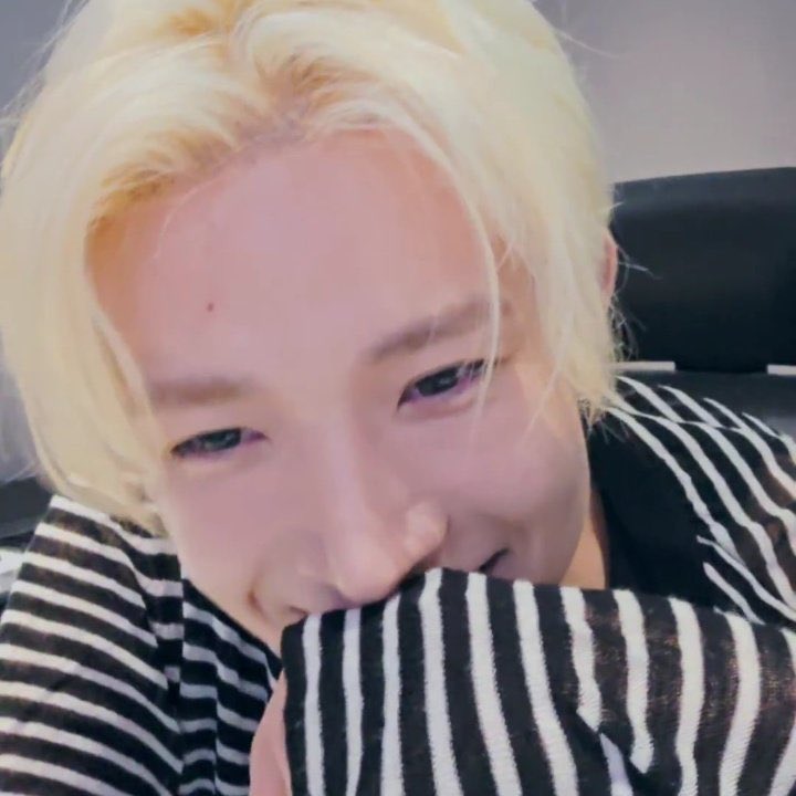 HEESEUNG BR tweet media