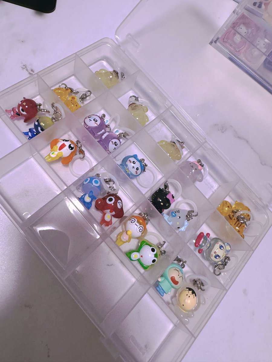 ぱんこ tweet media