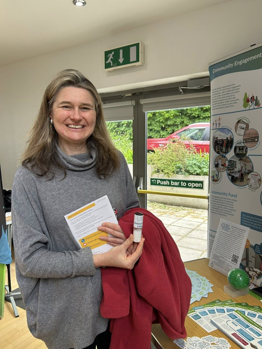 Geo_Projects's tweet photo. Great to attend the Chacewater Community Energy Group Nature &amp; Energy Show. Insightful conversations on geothermal energy, lithium and Cornwall’s energy future, and a pleasure to welcome MPs @JayneKirkham4 and @AndrewGeorge_ , and Cllrs Loic Rich and Martyn Alvey, to our stand. https://t.co/Ux8RQyyzp9