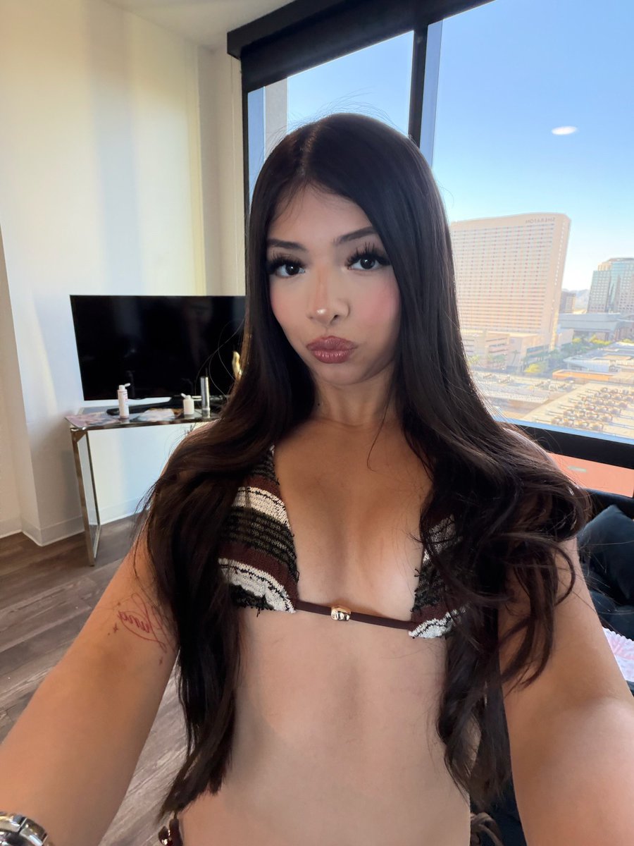 Cassandra tweet media