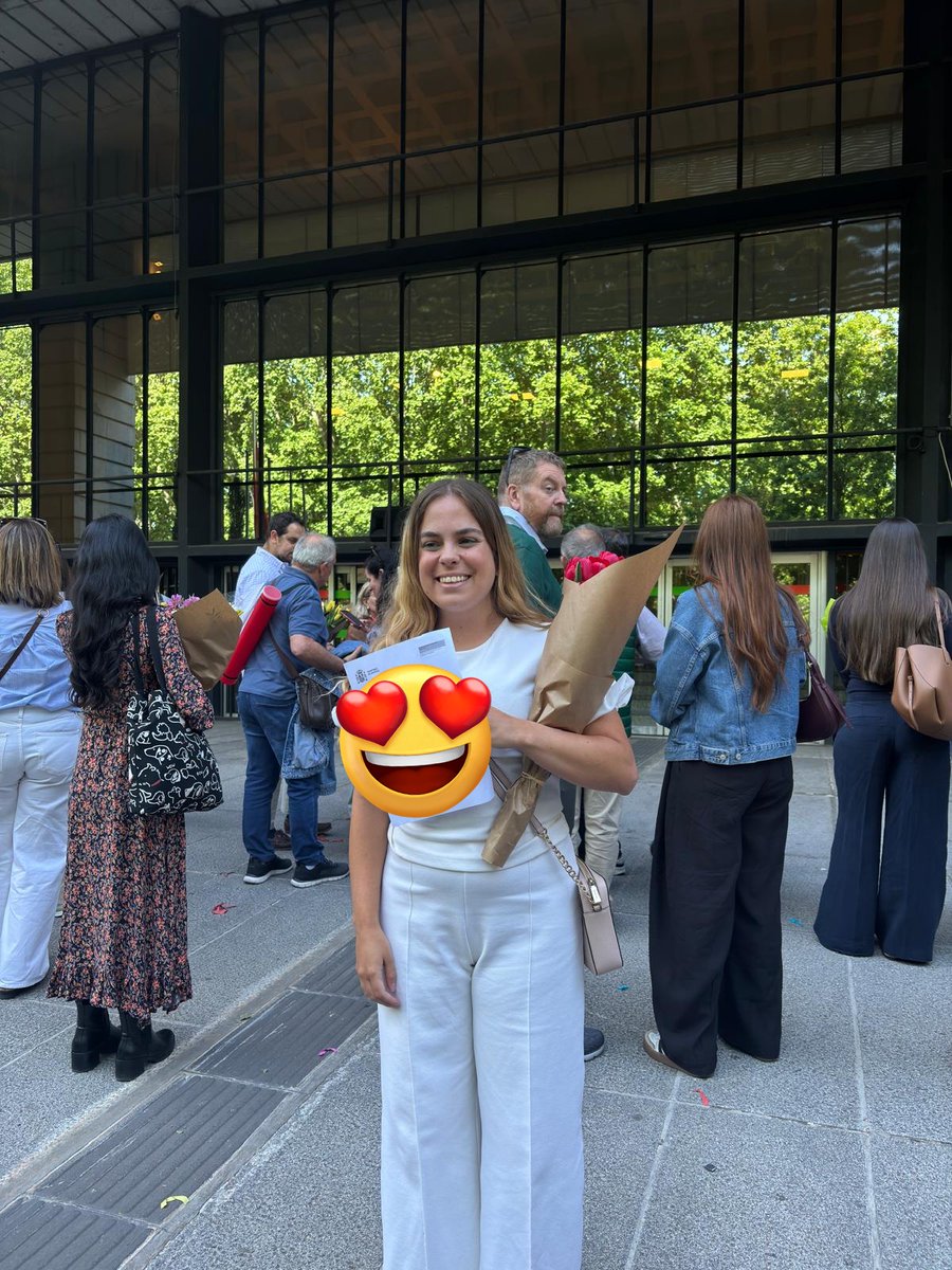 SEMES_'s tweet photo. Gracias, gracias, gracias por este inicio de semana 💗💗
No se puede pedir más 🙂↔️
Nos tenéis a todos llenos de tanta emoción... ✨
Enhorabuena Elche @GVAsaludelche 🥰 porque a partir de ahora tienes R1 en #MUYE🤍
🫂 Gracias!! https://t.co/Ns9YYNM3LN