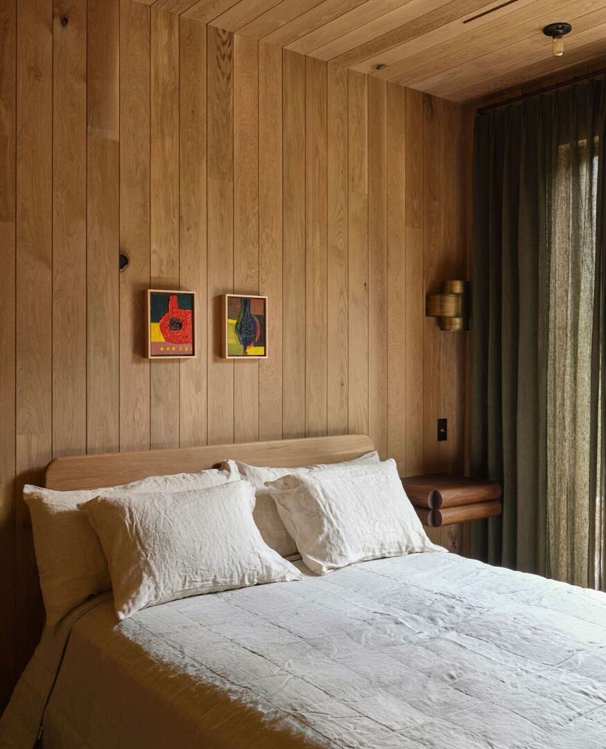 CAP_ART_'s tweet photo. Oakdell Road Residence
•
From @studiorobdiaz 
Art Collection @creativeartpartners 
Photography @edmumford 

CAP|Residential https://t.co/KhPp9AbPwi