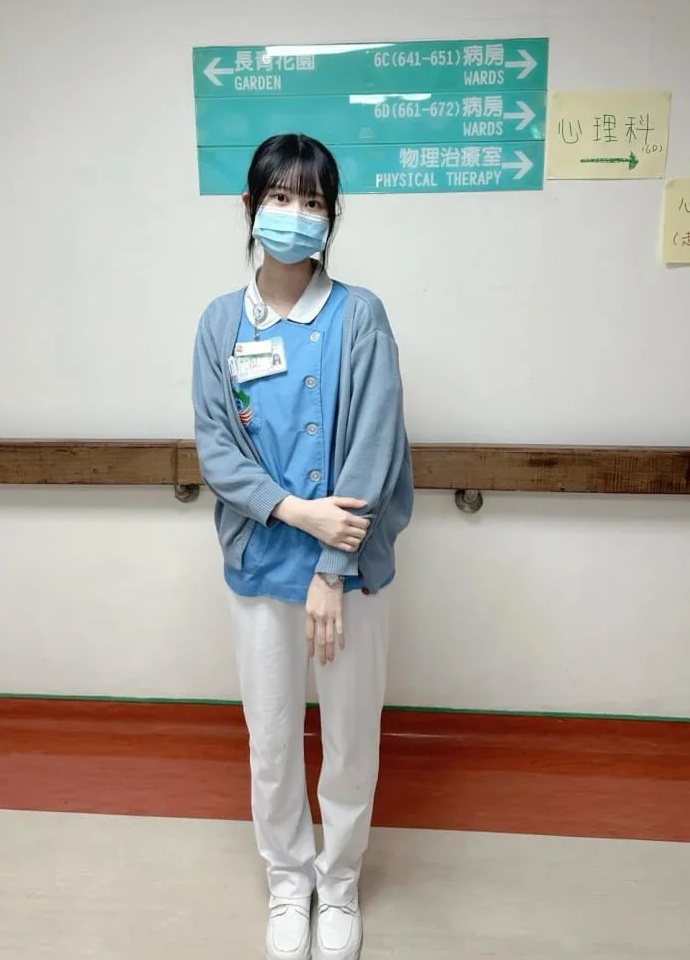 axc3oh's tweet photo. 你敢按❤️我就敢傳給你脫制服的照片... https://t.co/XjvPtOU3DS