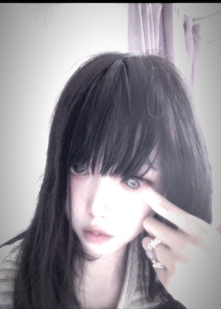 鬱蒼とした子 tweet media