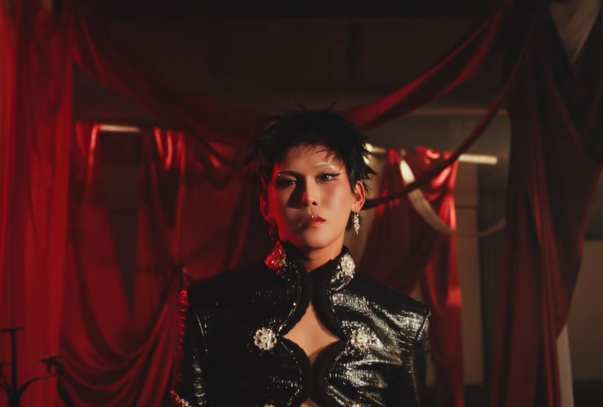 gayandevol's tweet photo. the looks are fucking crazy how can they all be so fucking gorgeousssss can't even focus on the songs playing with all that beauty all up in my faceee https://t.co/cPK5cppqZI