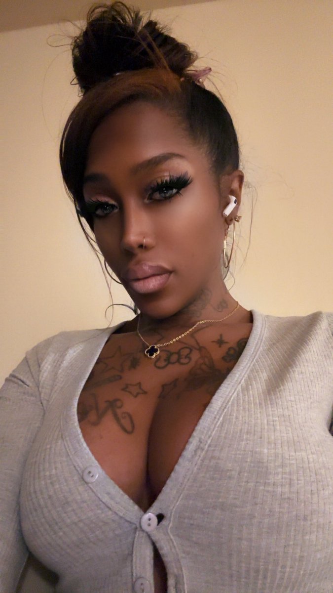 ChanelTMonroe's tweet photo. ☝🏾☝🏾☝🏾☝🏾 https://t.co/7wX2ag0bUC