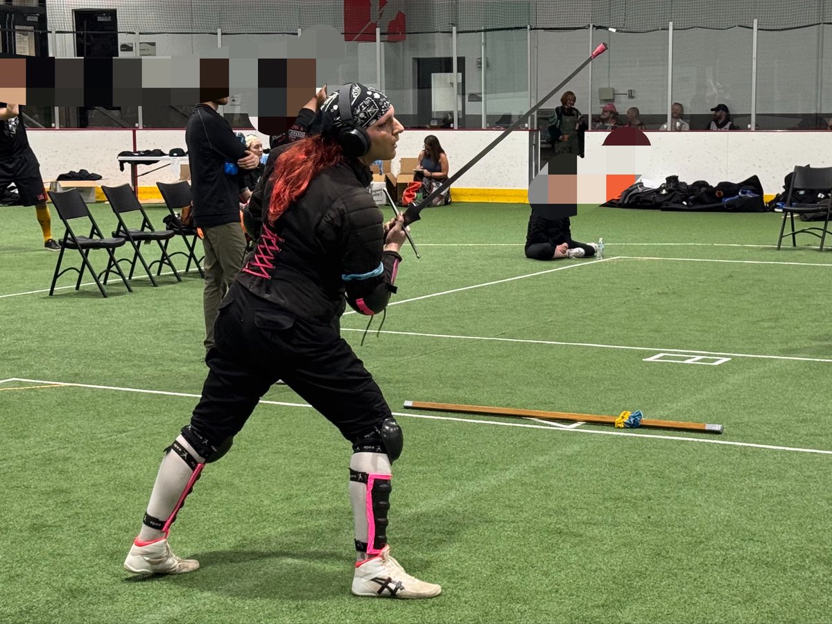 Longswordwife's tweet photo. @ibejiggly Here’s me using a longsword in actual combat in a tournament. There’s this thing called HEMA. Maybe you haven’t heard of it, it’s for people with jobs and friends.

Now it’s your turn to pull receipts, where do you teach as a professor? Stop larping. https://t.co/HM1t7Wcm9R