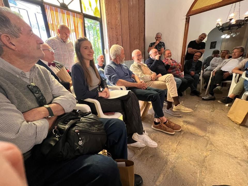 AmicsCostera's tweet photo. ➕📸Més imatges de la II Trobada d’Escriptors i Escriptores de la Costera organitzada per @AmicsCostera https://t.co/9rELjfbf7X