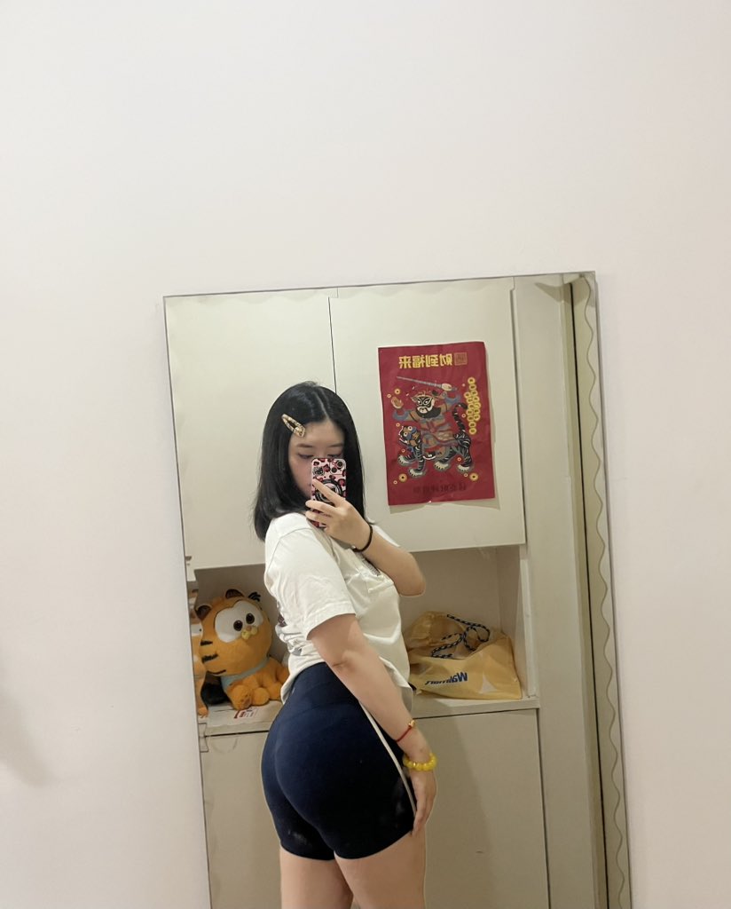 Frans0as's tweet photo. 每天都超级累… https://t.co/QHWtPDpgIW