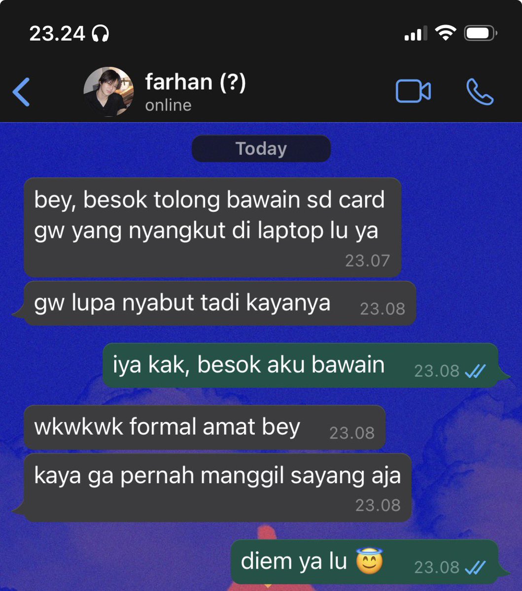 evervoidz's tweet photo. ; farhan as your ex who still wants you back no matter how hard he tries to move on

ohyul lngshot few tweets au https://t.co/2gIDJKhlOZ