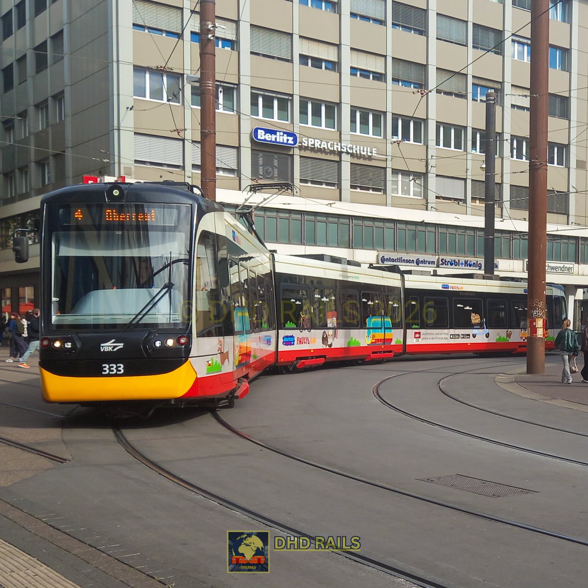 dhdrailseu's tweet photo. Karlsruhe Europaplatz - 17.05.26

#karlsruhe #trams #strassenbahn #vossloh #siemens #tram https://t.co/de4jWpwNwv