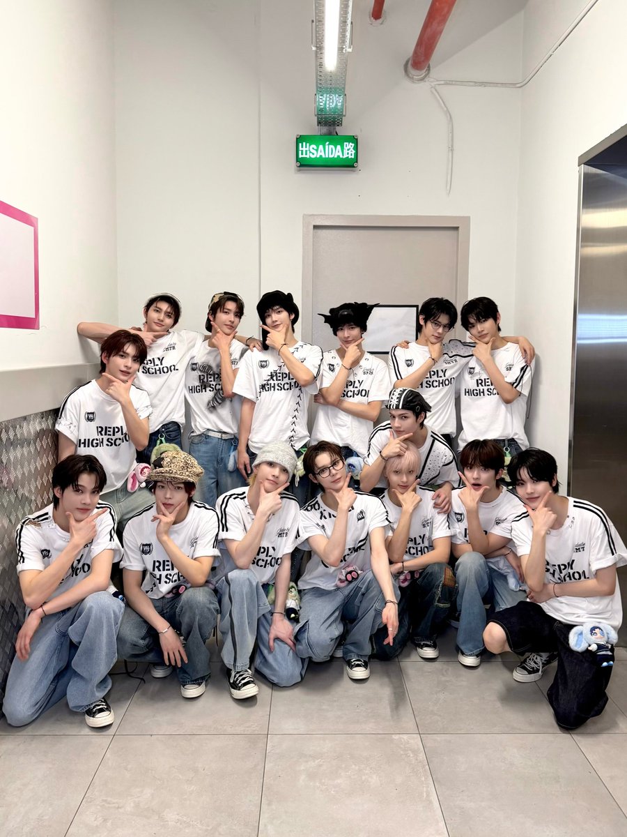 Swe_wesongha's tweet photo. 'Reply High School' Fan Meeting Tour – Graduation Trip in MACAU 

#SMTR25 #FanMeetingTour #GraduationTrip #SMTR25_FM_TOUR_GraduationTrip
#GraduationTripMacau https://t.co/71KNQwJLwj