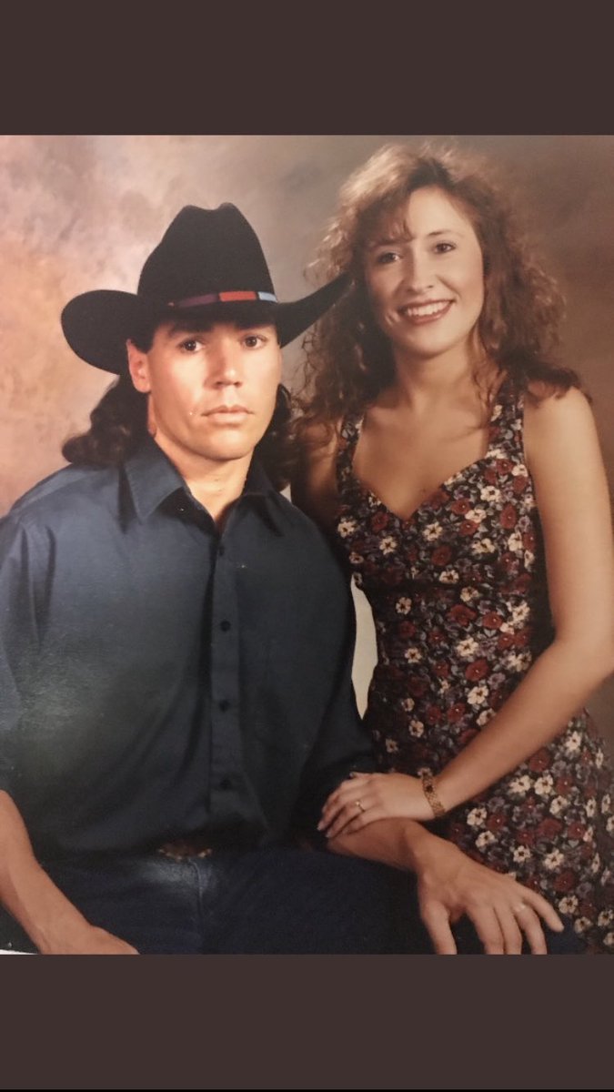 RobPowellWFC's tweet photo. Many of you know that I am a widower
My wife was a beautiful, petite model that lit up every room she walked into because of her bubbly presence
She was mesmerizing &amp; hard to not stare at her &amp; even harder to look away, once you saw her
When we were newlyweds &amp; I was coaching in https://t.co/aELO6mLjem