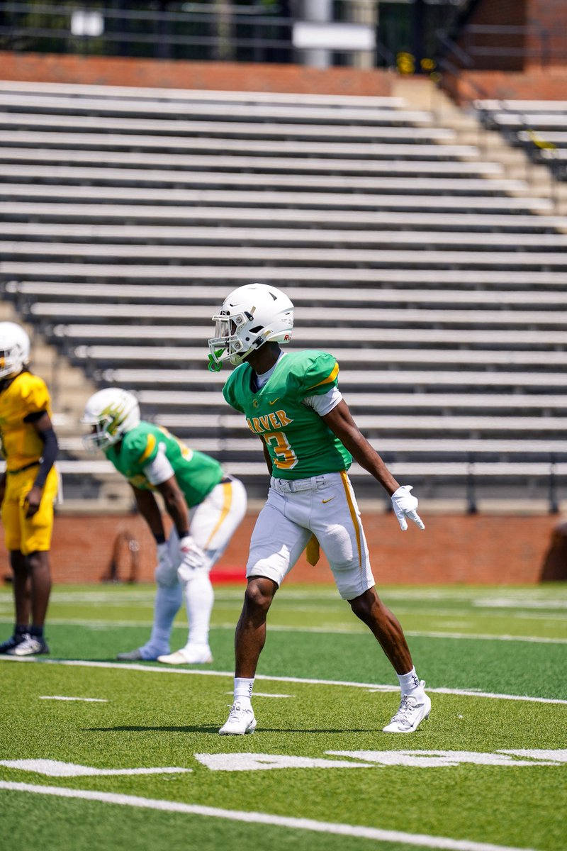 KeezyMekhi5555's tweet photo. Spring game was a dub ⭐️ https://t.co/YnfrayearR