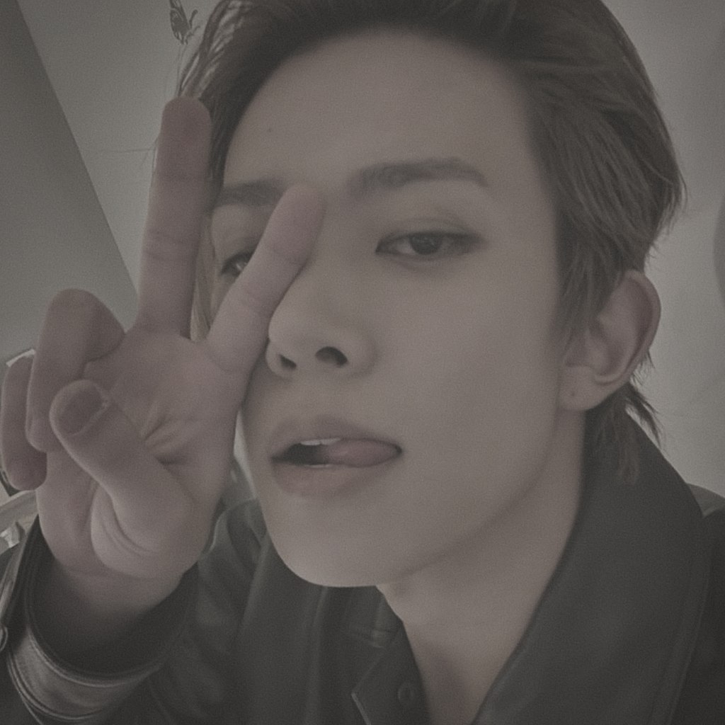 Yabloki7's tweet photo. @wwvvvrrr18965 🩶
#GREY_IS_NOT_THE_END
#STILL_HERE_STILL_SEVEN https://t.co/qwmY25dW1Y