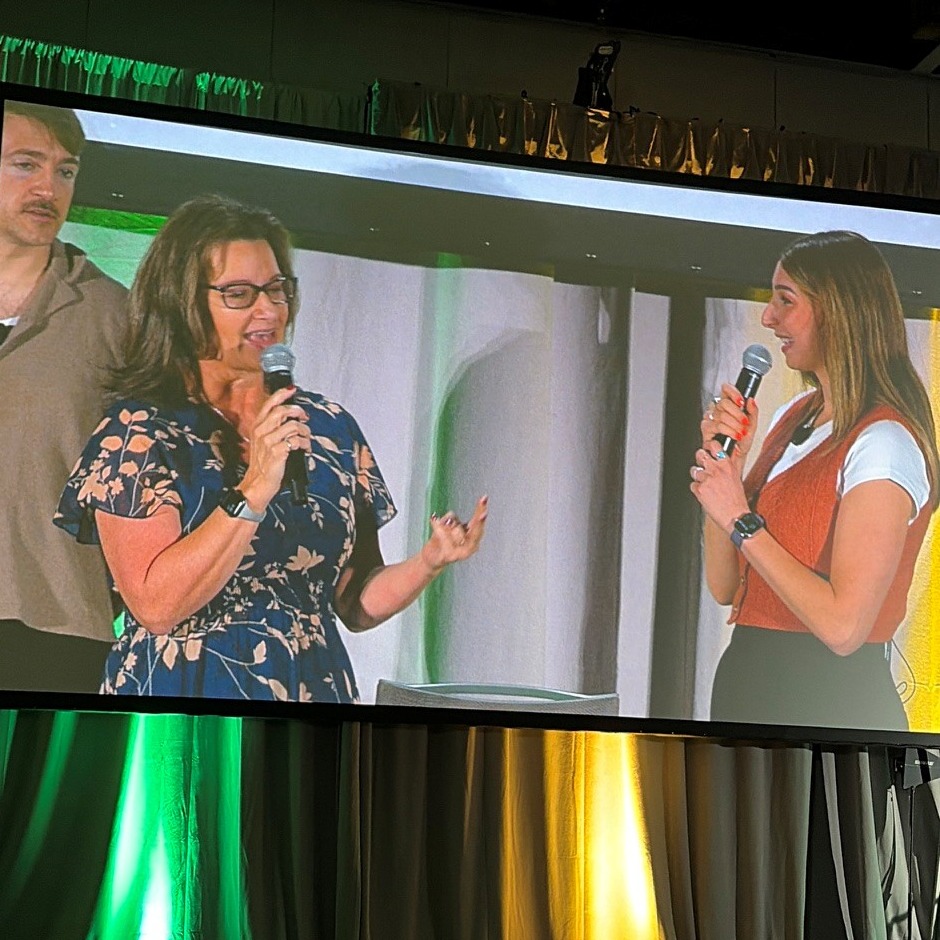 SamaritanNJ's tweet photo. Our team attended this year’s @NPHIhealth Summit, learning from not-for-profit hospice care teams across the country how they are putting “quality into action.”

Samaritan’s Donna Fahey, Senior Director of Boccolini Institute, presented at the Summit   1/2 https://t.co/izT5o8BSP5