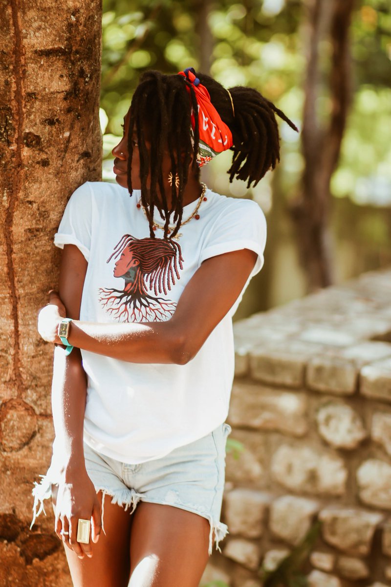 Jerryy2794's tweet photo. Happy Haitian flag 🇭🇹 

Haitian Locks Festival is happening July 4, 2026. ☀️🌱 https://t.co/p8POsZegHl