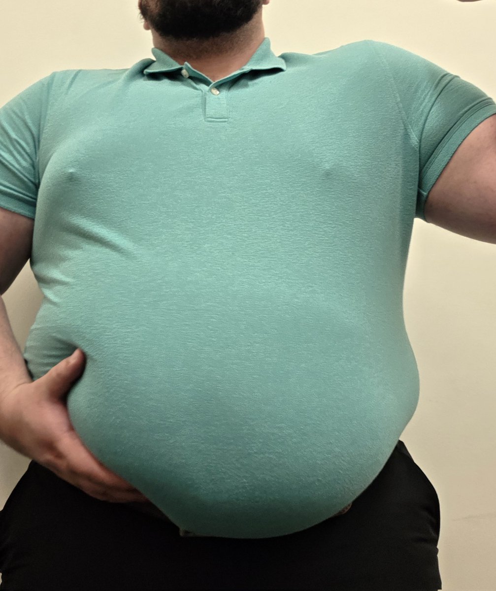 FatAlphaKing's tweet photo. Another day in the office. Pay for my breakfast subs. $15 https://t.co/iSLGyWe2xD