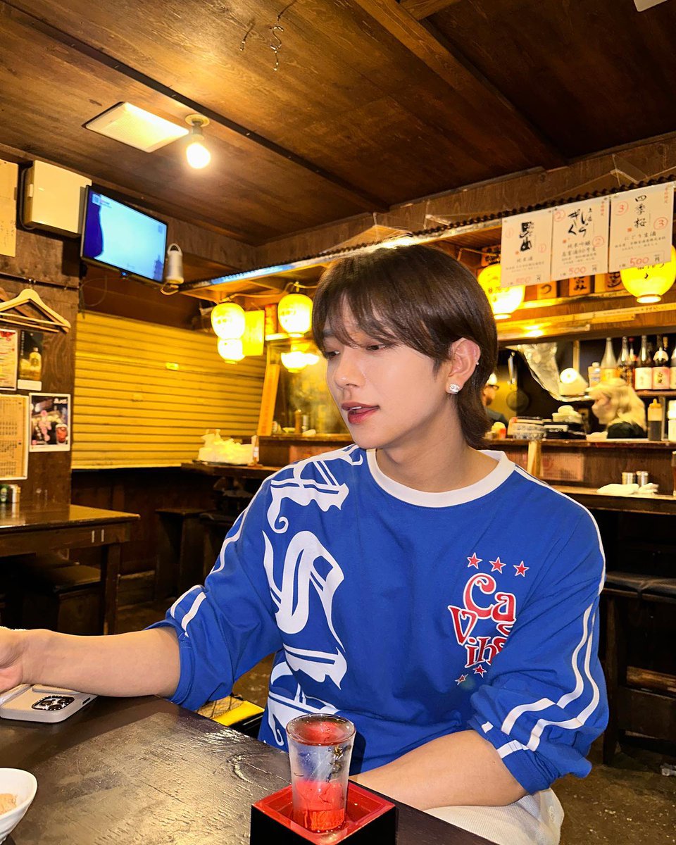 diorjww's tweet photo. 230518 joshu_acoustic (archived) #조슈아 

this joshua is so pretty wth 😭 i miss you https://t.co/Qr0aoFEq6g