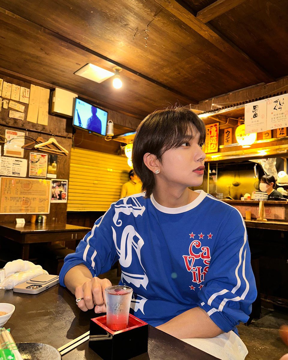 diorjww's tweet photo. 230518 joshu_acoustic (archived) #조슈아 

this joshua is so pretty wth 😭 i miss you https://t.co/Qr0aoFEq6g