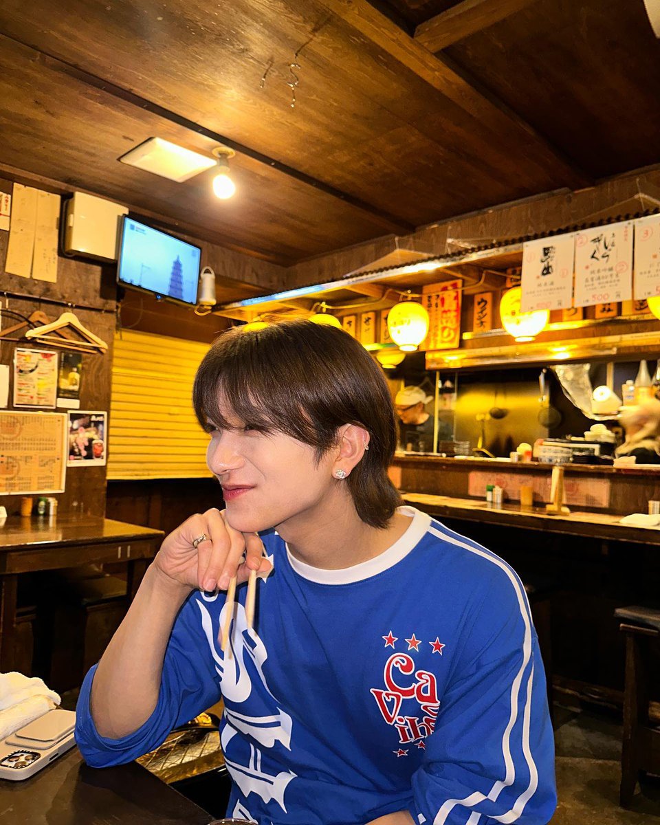 diorjww's tweet photo. 230518 joshu_acoustic (archived) #조슈아 

this joshua is so pretty wth 😭 i miss you https://t.co/Qr0aoFEq6g