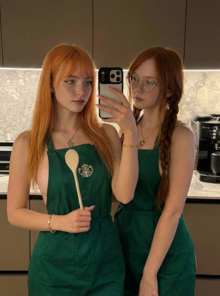 Ruivantes's tweet photo. Beauty #redhead 🧡 https://t.co/WG2wGXCTpL