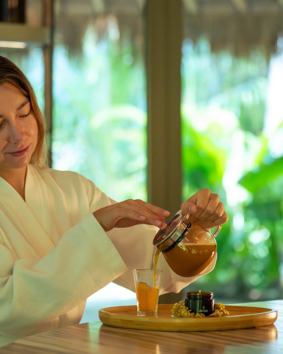 joalibeing's tweet photo. Nature’s generosity guides the rhythm of AKTAR, our herbology centre. Journey back into balance with healing herbs, tea infusions and mindful rituals – grounded by the island’s quiet presence.

#JOALIBEING #JoyOfWellLiving #Herbology #WellLiving #Maldives https://t.co/2TMZcy8Brd