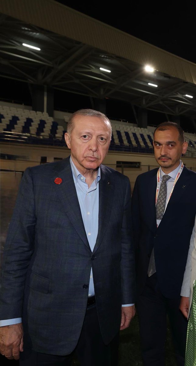 avaliguney's tweet photo. Kocaeli teşkilatlarımızın emeği ve hemşehrilerimizin güçlü desteğiyle Cumhurbaşkanımızı şehrimizde ağırlamanın mutluluğunu yaşadık.

Durmak yok, yola devam 🇹🇷 https://t.co/lh2h5gLXYo