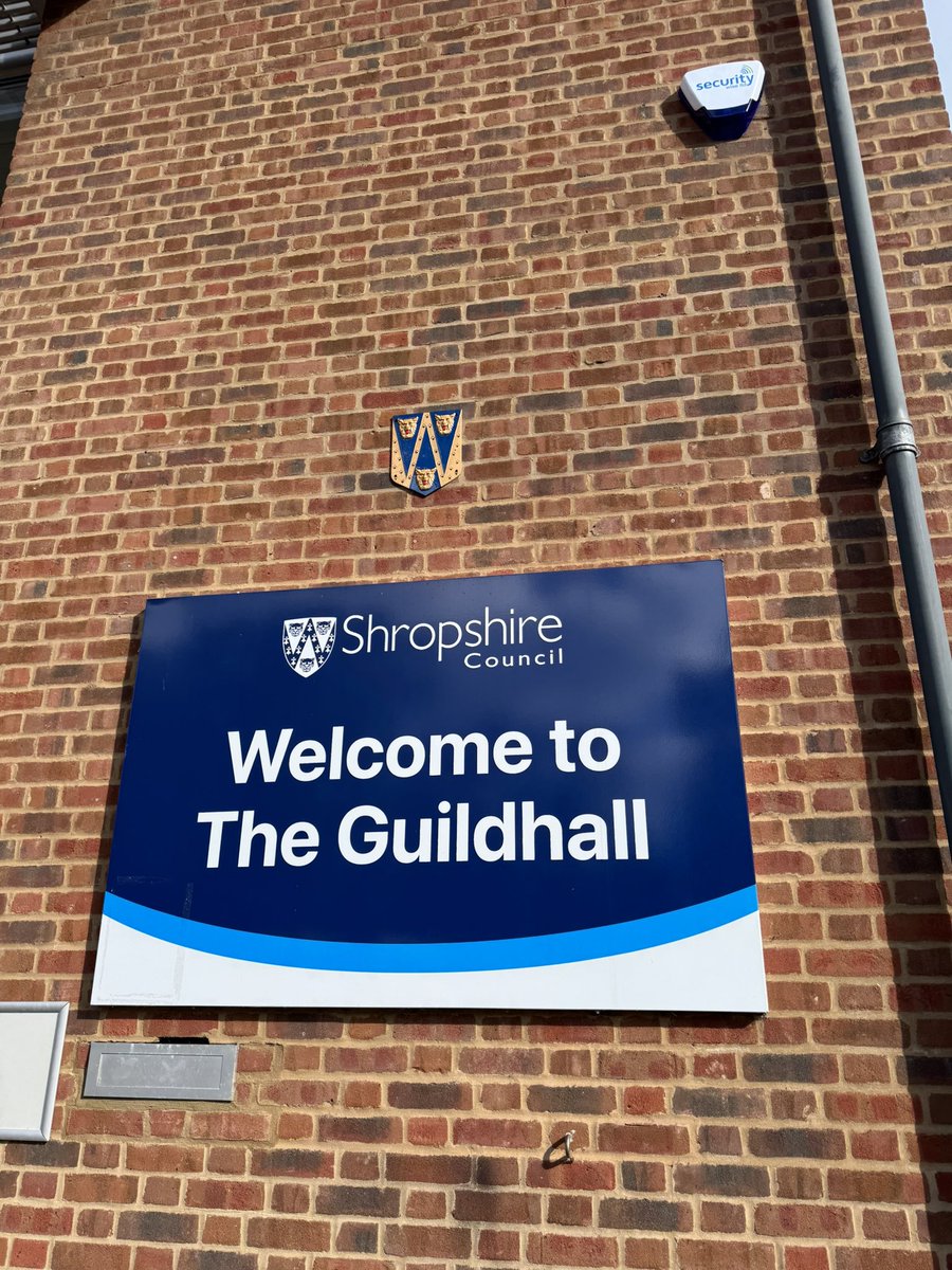 MentalHealthCop's tweet photo. CPD #AMHPtraining in Shropshire. #done
What a really interesting day - loads of great discussion about the AMHP and MHA interface with the criminal justice system.
And how lovely is Shrewsbury?! - not the best photo to make my point. π https://t.co/XEg42eGAAV